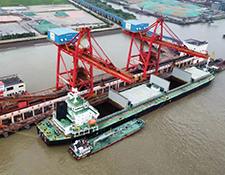 Smooth delivery for second ship of Brazilian Railway Bridge Project